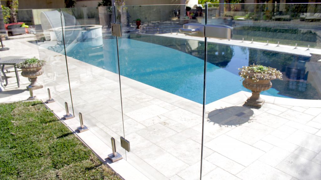 frameless-glass-fencing_2