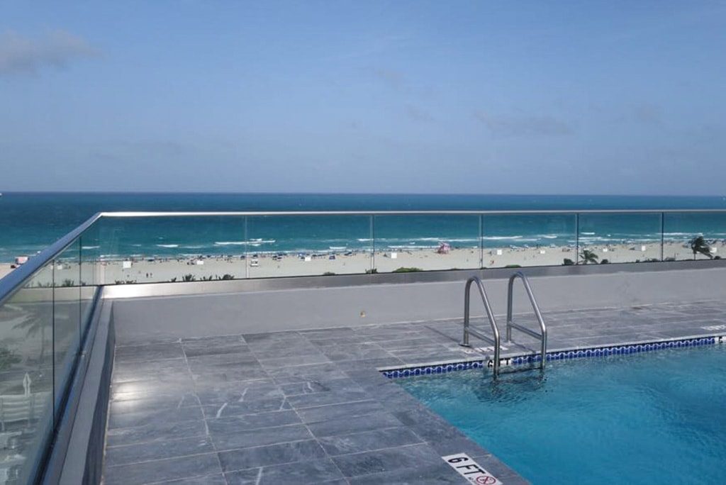 glass railing miami 2