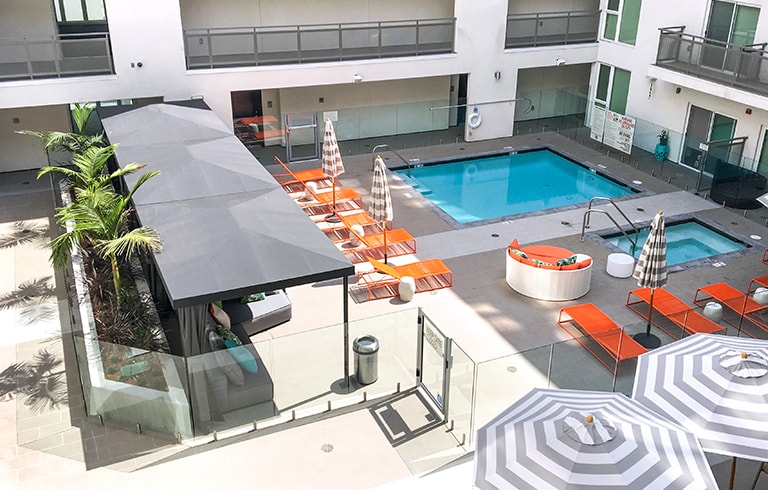 glass pool fencing 10-min