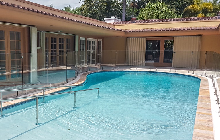 glass pool fences 13-min