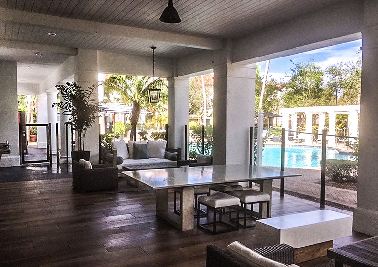 glass pool fence_miami hotel-min