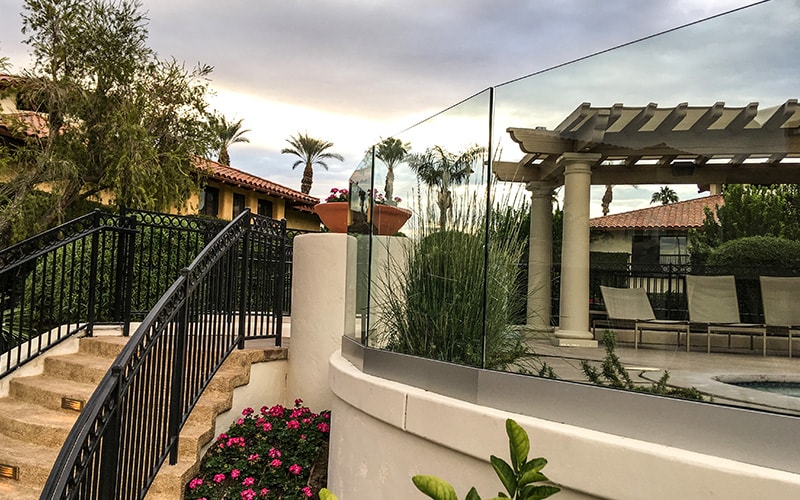 glass railing value 3-min