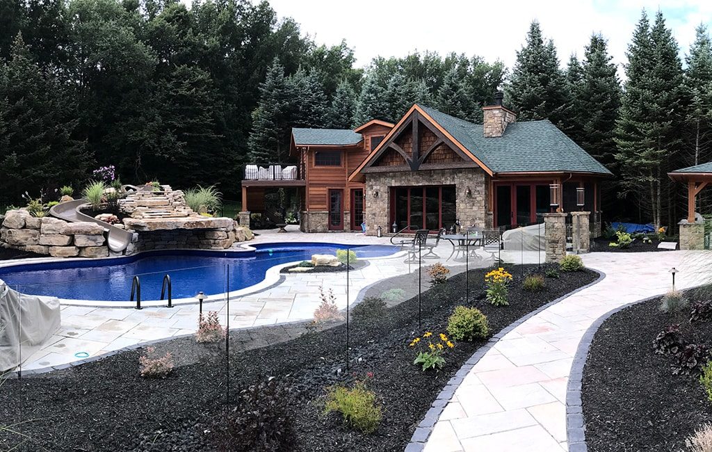 glass pool fencing 1-min