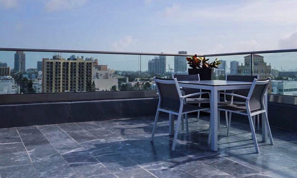 glass railing 1a-min