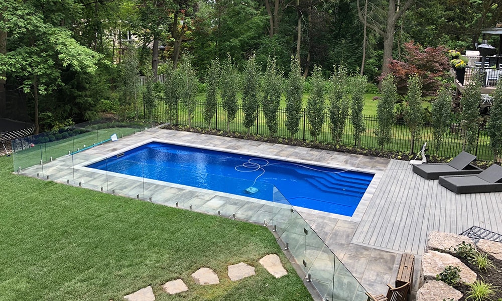 , Summer Spotlight: 10 Glass Pool Fence Ideas to Inspire