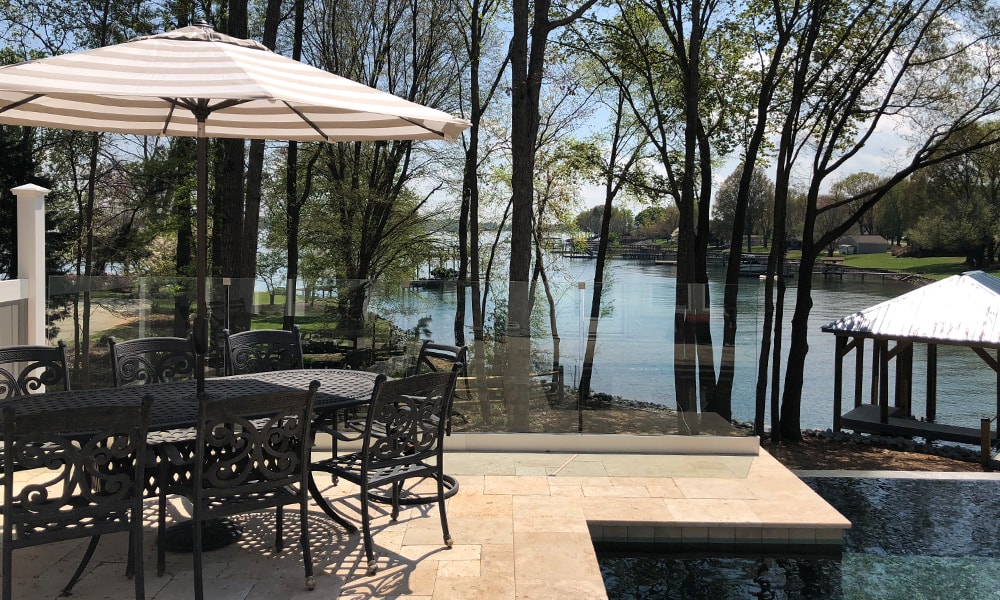 , Summer Spotlight: 10 Glass Pool Fence Ideas to Inspire